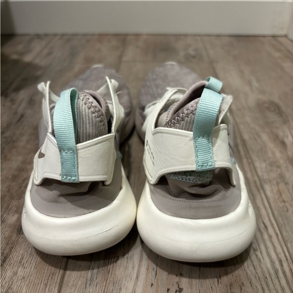 Nike Natural Motion Offset 6.0 / 2019 Woman’s Running Shoes size 8.5 - Picture 7 of 11